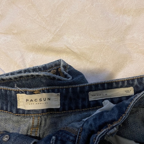 pac sun mom jeans - Picture 4 of 4